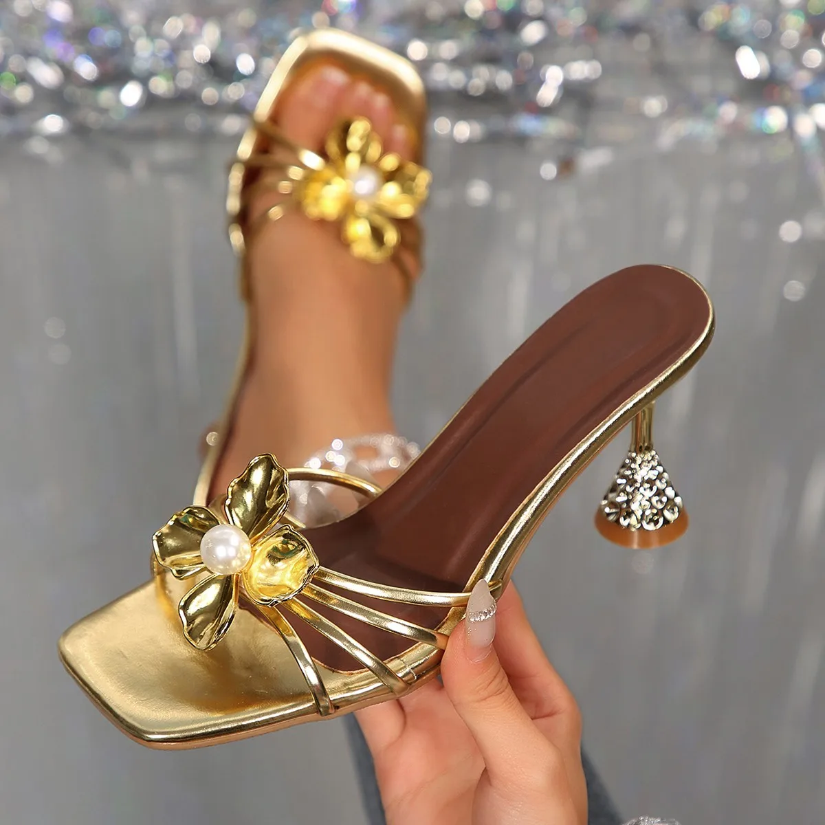 Vintage Women'S Formal Wear - Vintage metalen bloem kristallen conushak sandalen