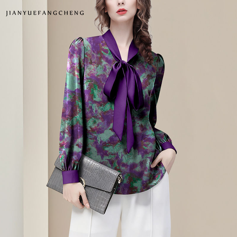 Women Formal Blouses For Evening Wear - Paarse bloemen elegante satijnen blouse dames