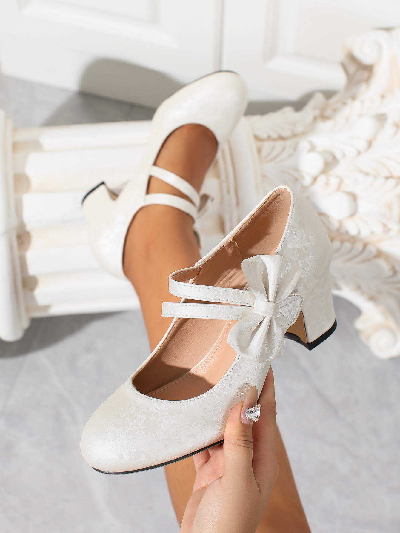 Grote dames schoenen met strik - Large Women'S Formal Wear recensie en prijs
