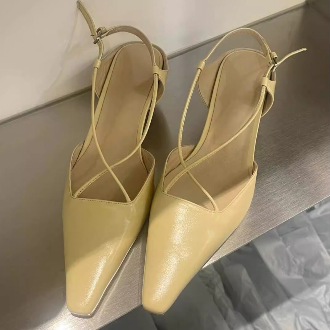 Nieuwe Koreaanse stijl spitse  - Kitten Heel Women recensie en prijs